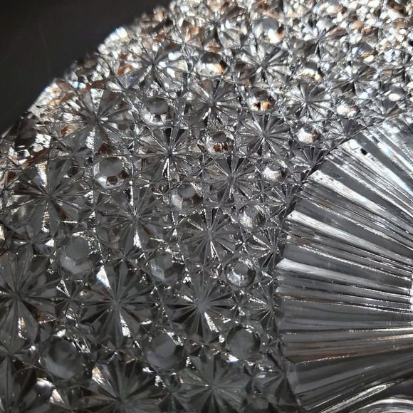 (4) Vntg 10 5/8" "Daisy & Button Clear" Fan Snack Plate by Anchor Hocking - Picture 12 of 15